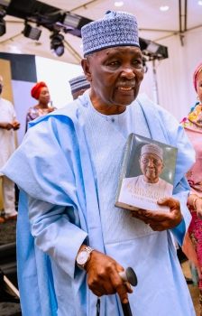 Nnamdi Kanu’s lawyer accuses Gowon of distorting history in civil war memoir